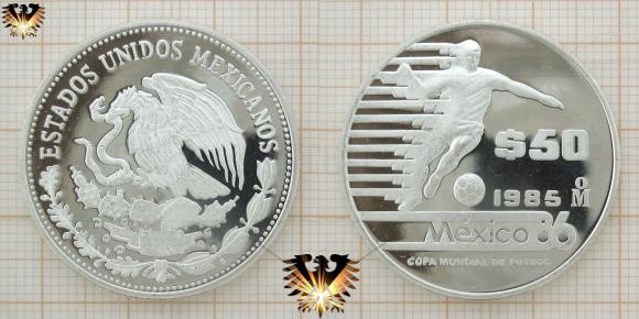 50 Pesos Silbermünze, Mexiko 1985 geprägt, zur Erinnerung an die 13. Fußball-Weltmeisterschaft 1986 in Mexiko.
Motiv: Dribbling eines Spielers.